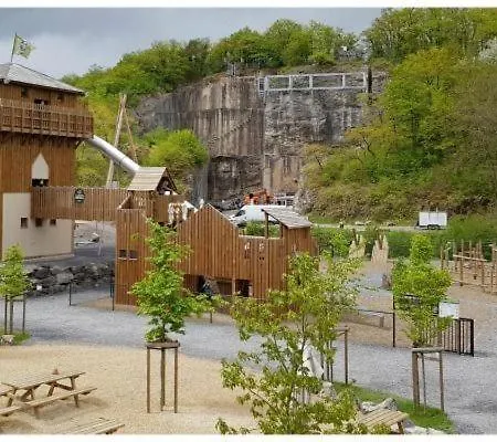 Het Uilennest In شاليه